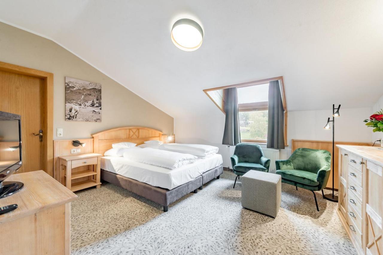 Hotel Zum Gourmet Seefeld in Tirol Eksteriør bilde